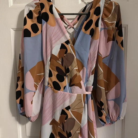 Anthropology Bloom Wrap Midi dress, size large! - Picture 4 of 11